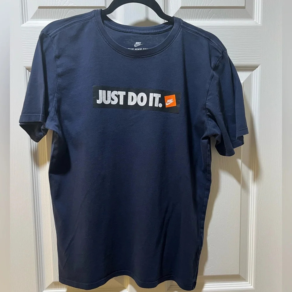Nike T-Shirt